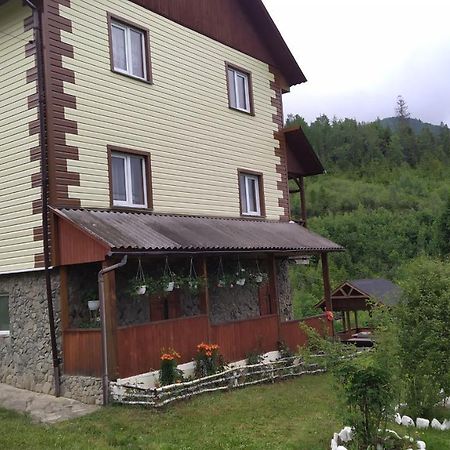 Родинна Оселя سلافسكي المظهر الخارجي الصورة