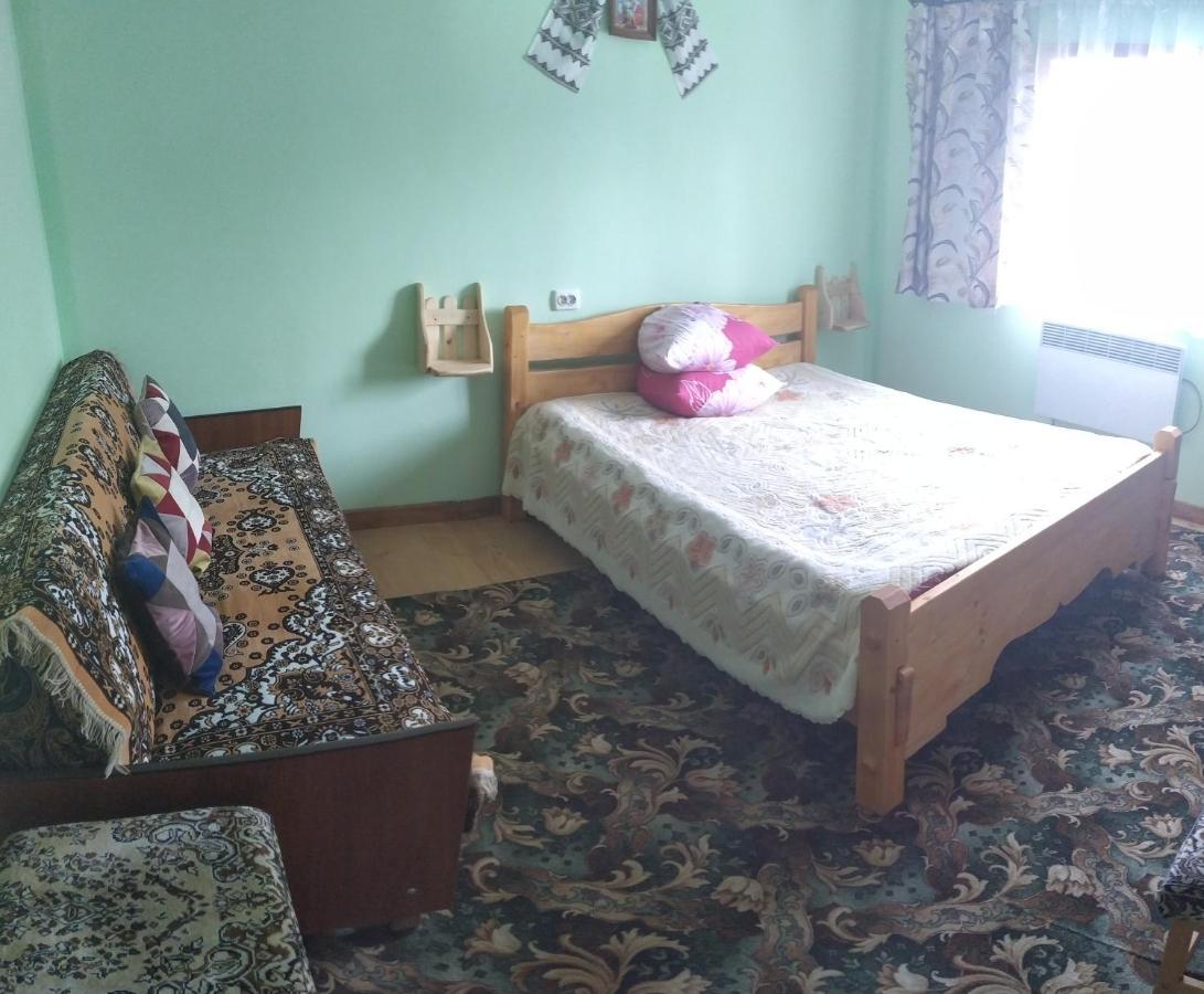 Родинна Оселя سلافسكي المظهر الخارجي الصورة