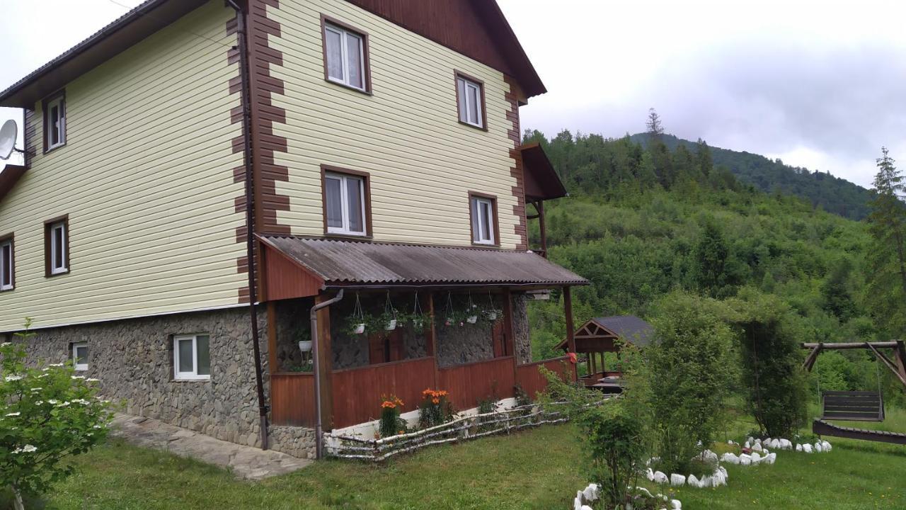 Родинна Оселя سلافسكي المظهر الخارجي الصورة